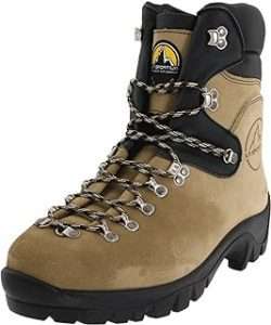 choose the wildland firefighting boots